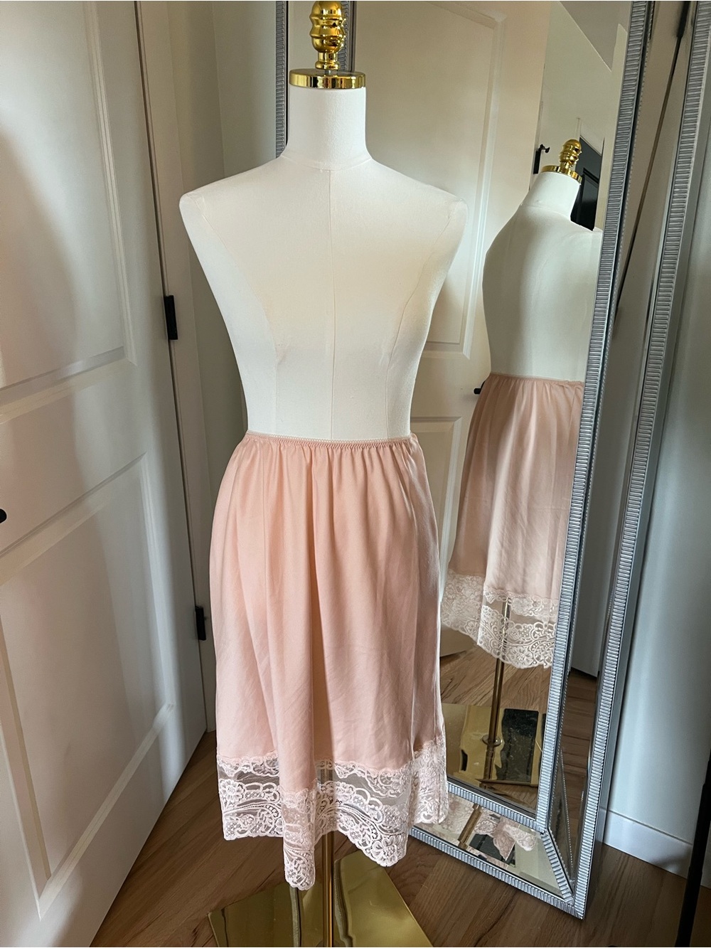 Wacoal Blush Pink Midi Skirt with Lace Trim